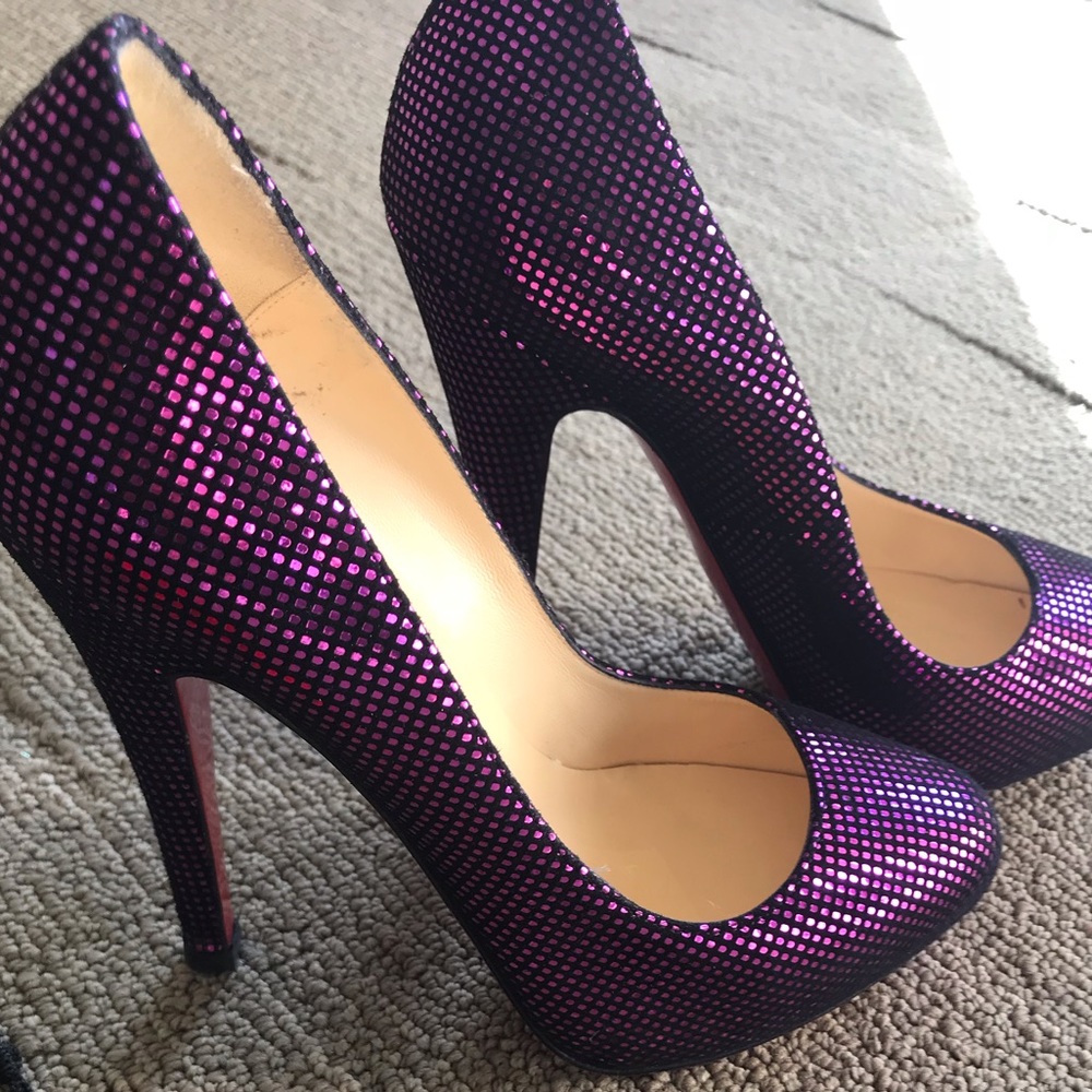 Christian Louboutin Declic Pump | Size:4 - Picture 4 of 8